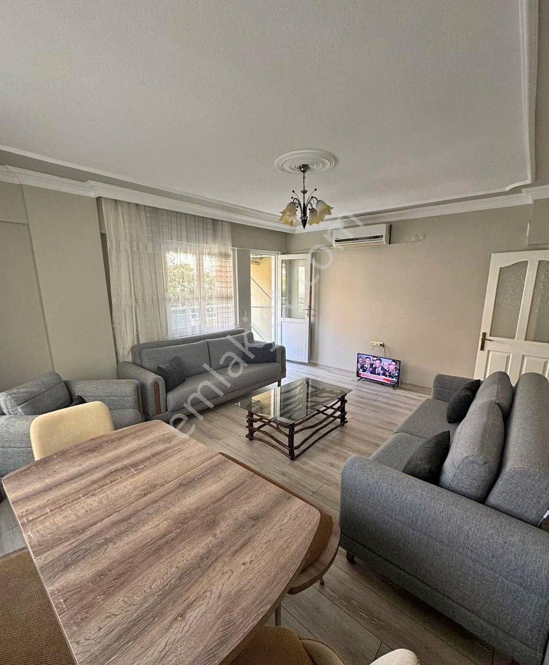 Didim'de Fiyat Düştü !! Temiz 3+1 Ayrı Mutfak Asansörlü Daire