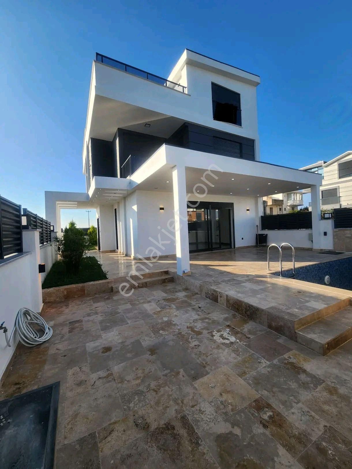 🔥🔥şok Şok Şok🔥🔥 Didim'🍀de Satılık Uygun Fiyatlı 200-250m2 Arsa İçinde 3+1 Lüks Villa