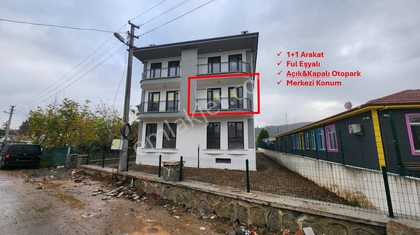 Altınova Merkez'de Sıfır Ful Eşyalı 1+1 Arakat Daire