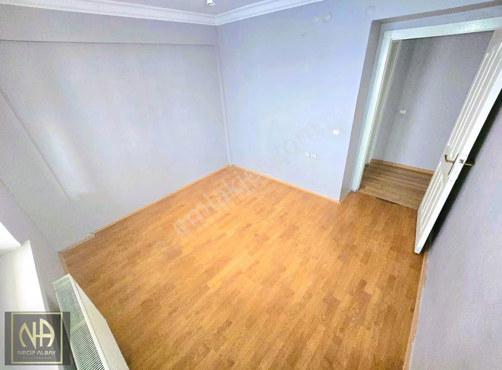 Necip Albay'dan Yayla Mh Cadde Üzeri Geniş Ön Cephe 3+1 Satılık - Görsel 3