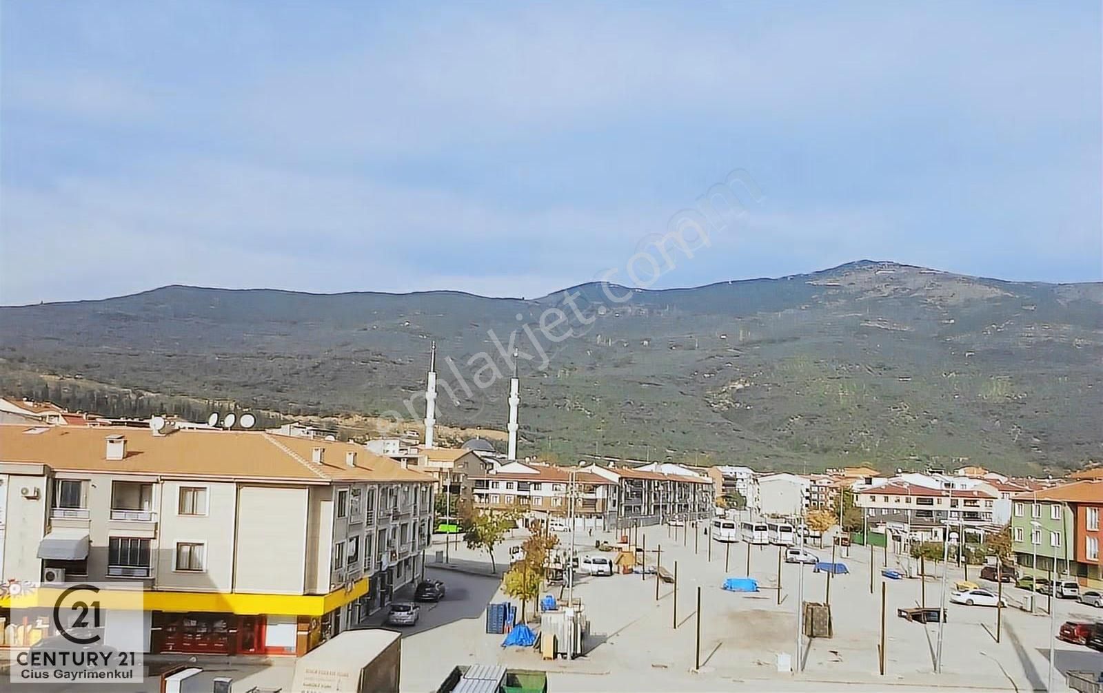 C21 Cius; Gemlik Perşembe Pazarına Cephe 3+1 Dubleks Daire