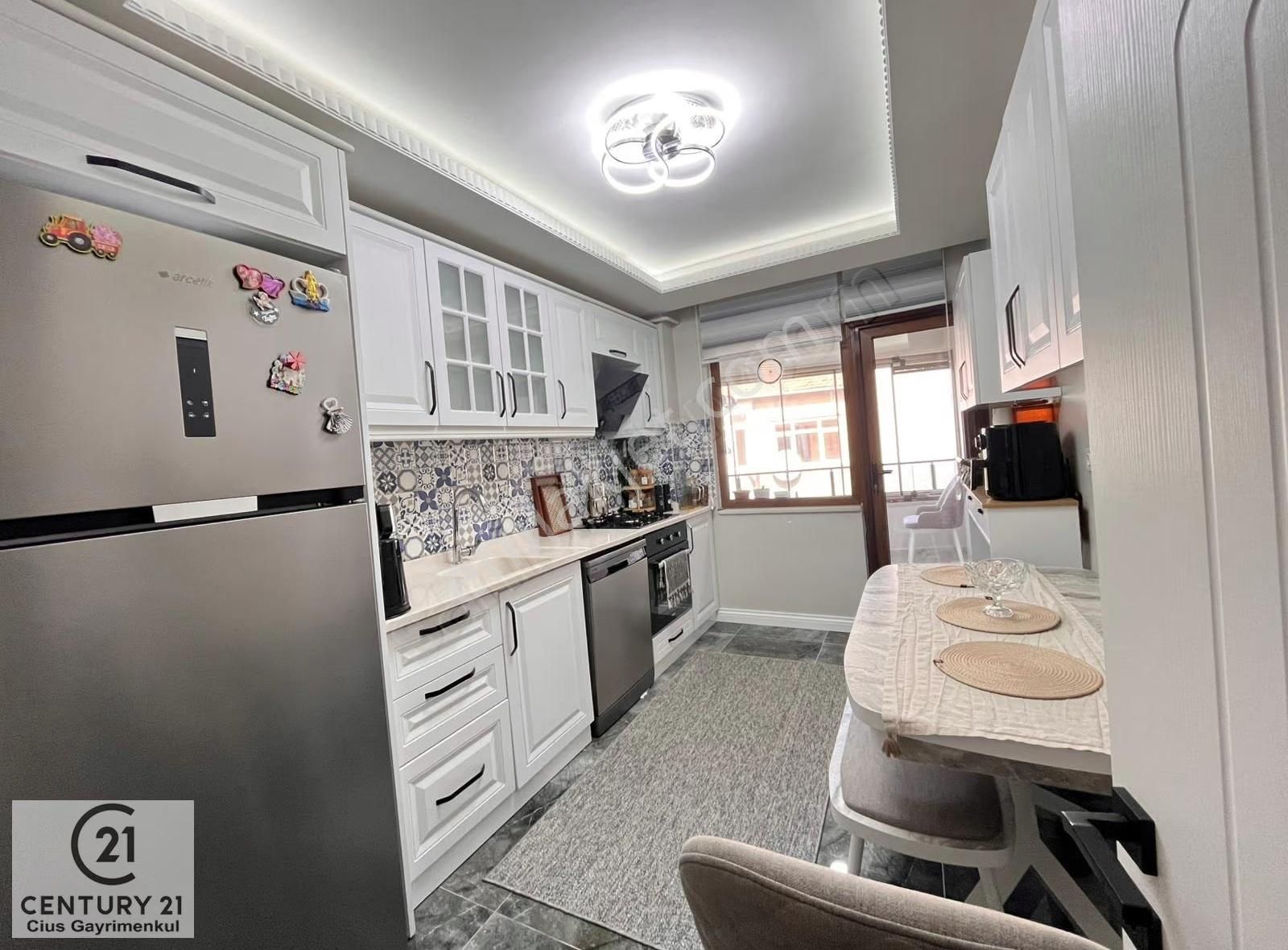 C21 Cius; Perşembe Pazarı Civarı Yeni Binada Özel Yapım Daire - Görsel 14