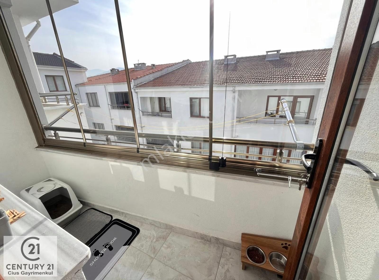 C21 Cius; Perşembe Pazarı Civarı Yeni Binada Özel Yapım Daire - Görsel 4