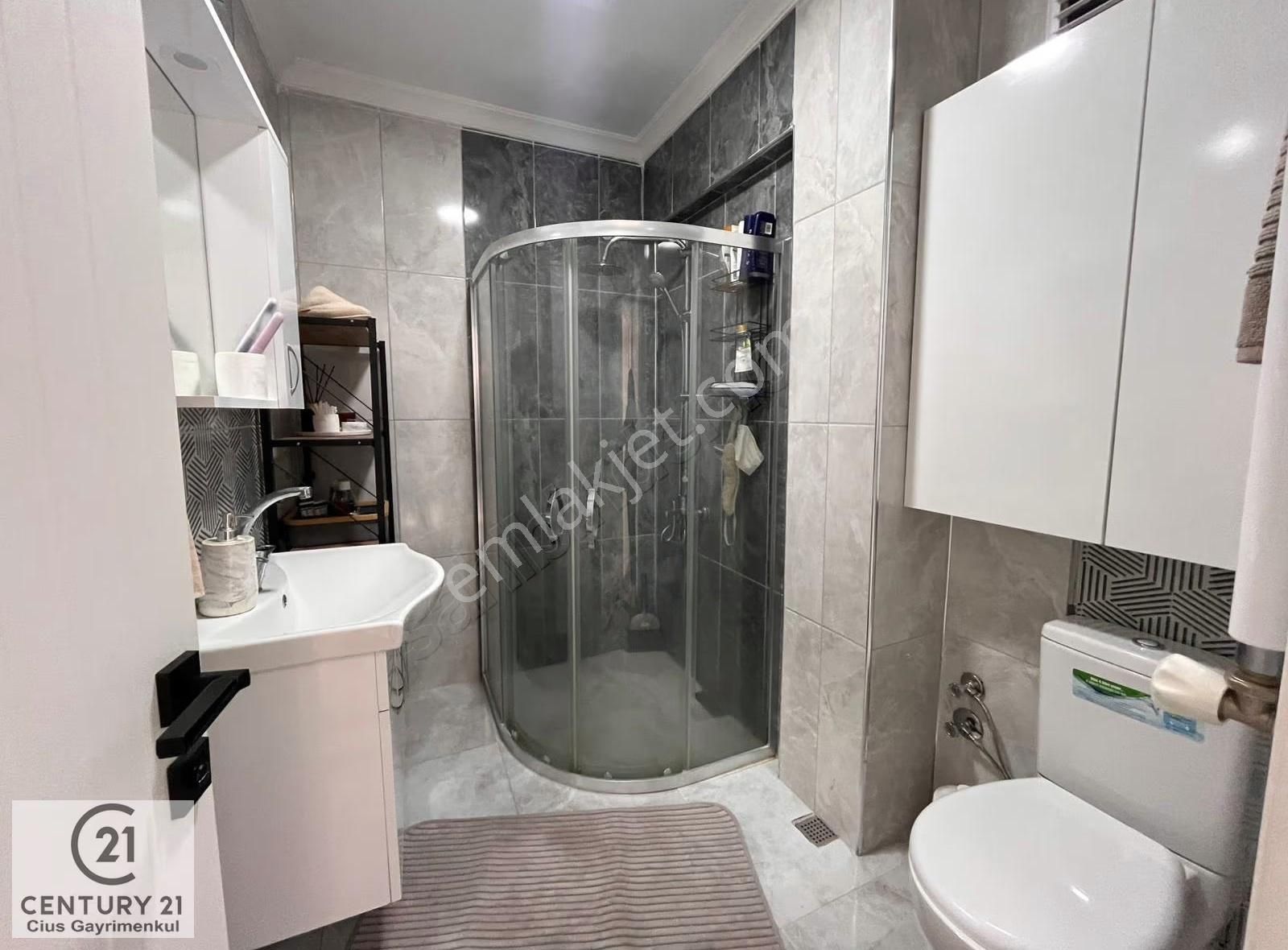 C21 Cius; Perşembe Pazarı Civarı Yeni Binada Özel Yapım Daire - Görsel 17