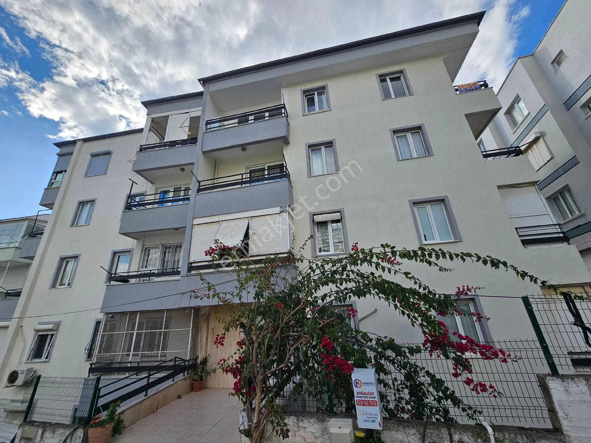 Kuşadası Marina'da Satılık Deniz Manzaralı 3+1 Daire - Görsel 27