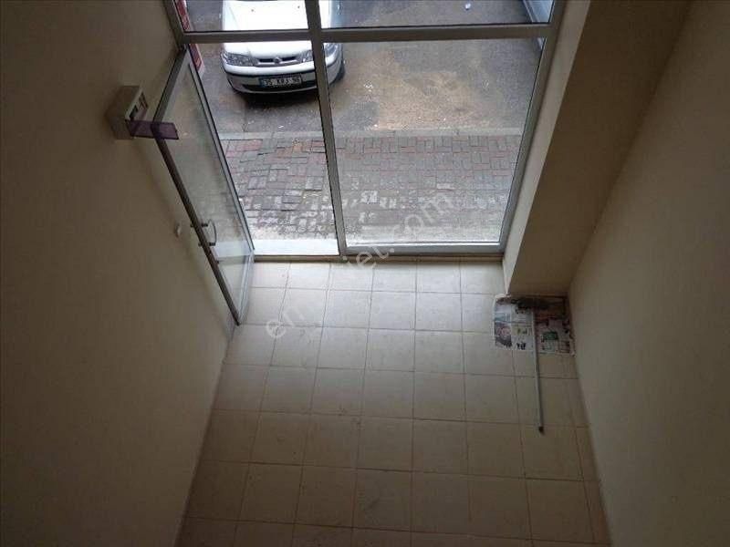 Konak Hatay’da 42 M² Batar Katlı Satılık Dükkan - Görsel 2