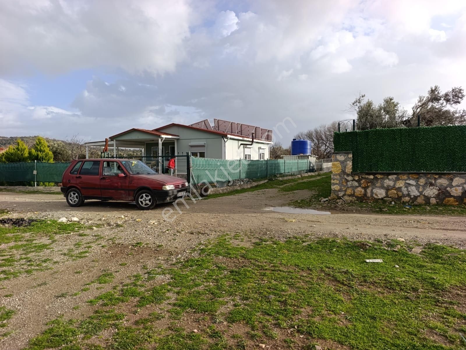 Foça Bucak Mevkiinde Satılık 1500m2 Hisse Tapulu Arazi