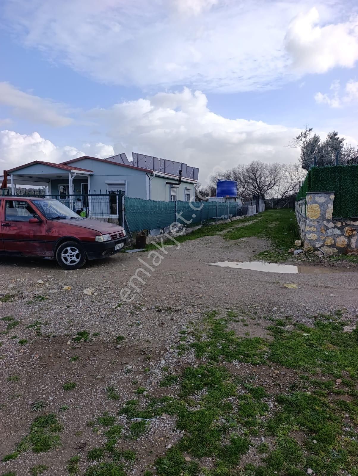 Foça Bucak Mevkiinde Satılık 1500m2 Hisse Tapulu Arazi - Görsel 3