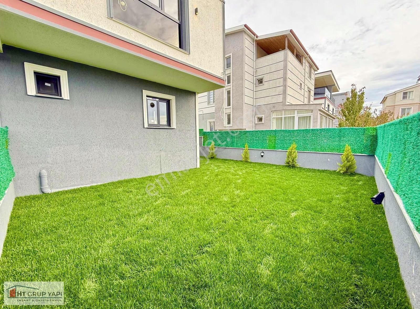 ▃▅▇ht Grup▇▅▃merkezi Konumda Geniş Bahçeli İskanlı Villa - Görsel 24