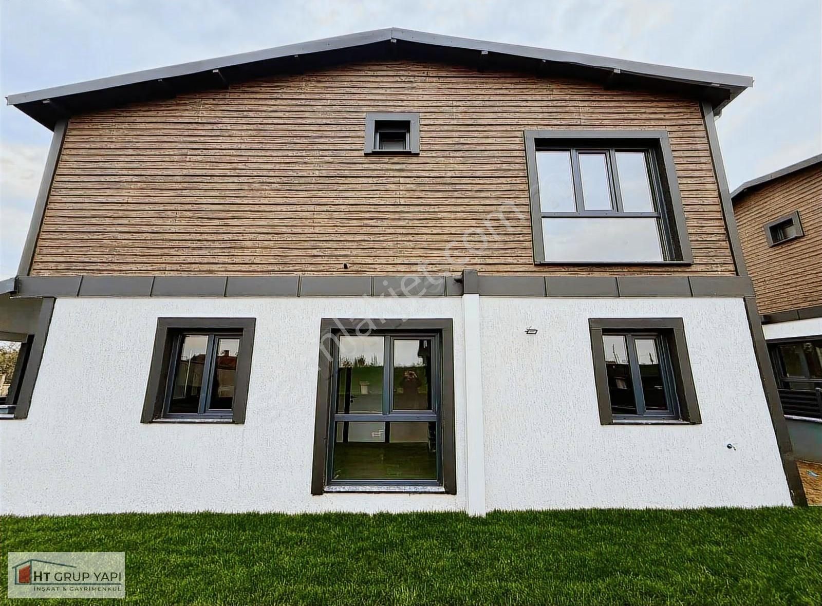 ▃▅▇ht Grup▇▅▃geniş Bahçeli Huzurla Yaşayabileceğiniz Villa - Görsel 15