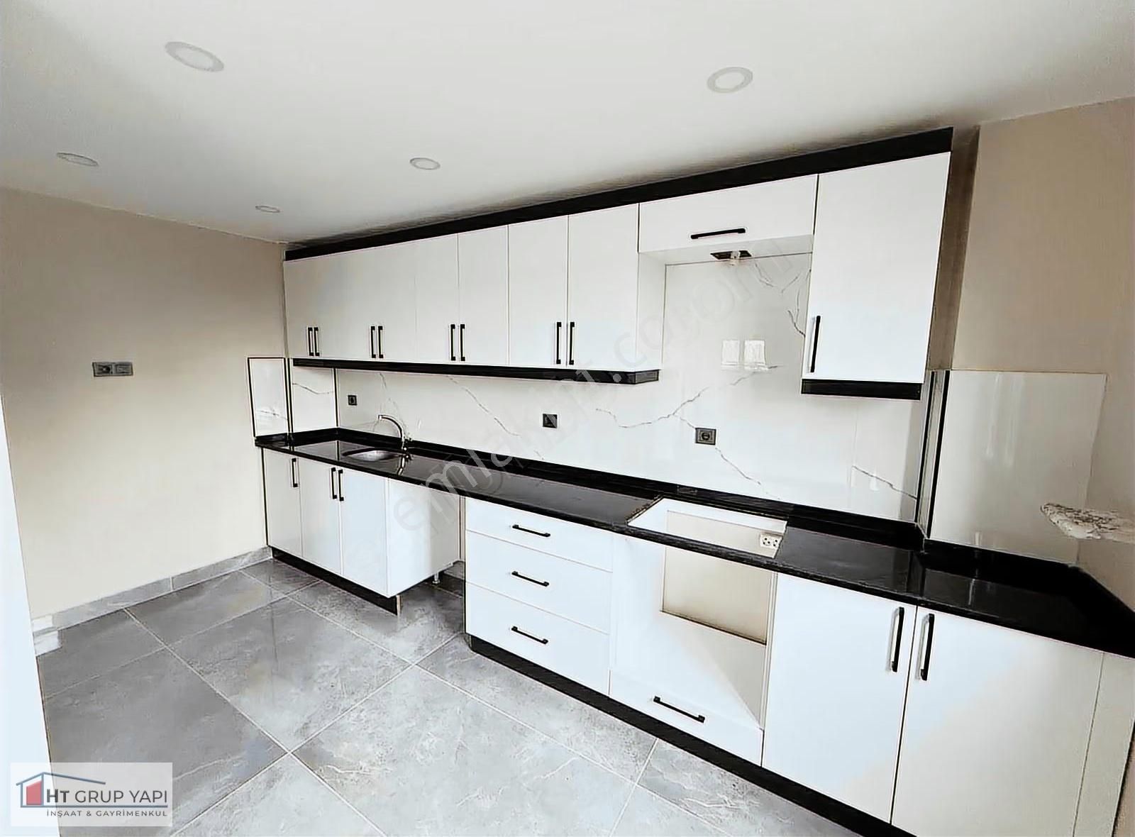 ▃▅▇ht Grup▇▅▃geniş Bahçeli Huzurla Yaşayabileceğiniz Villa - Görsel 14