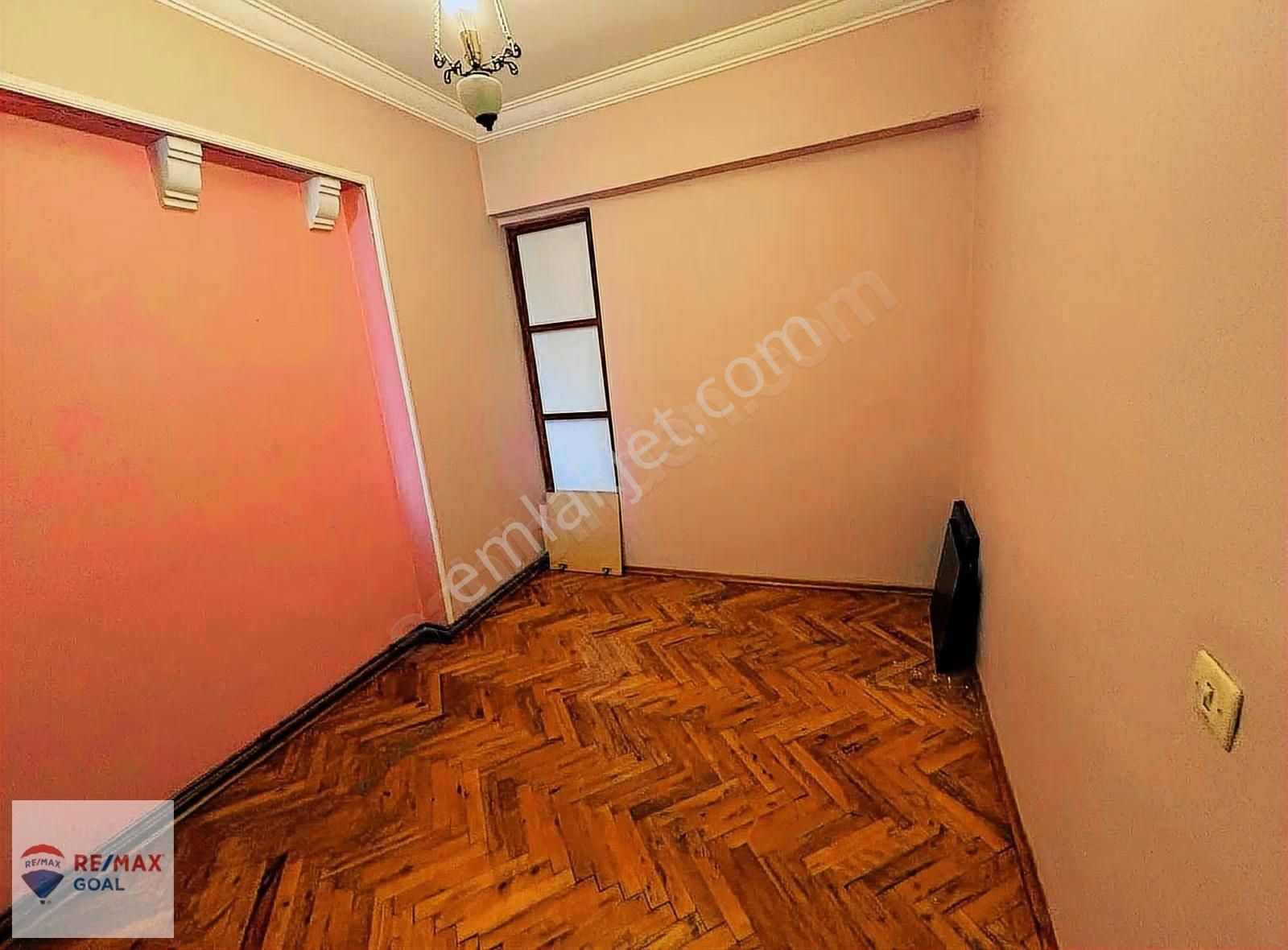 Fenerbahçe Stadı Karşı Sokağında Kiralık Daire - Görsel 18