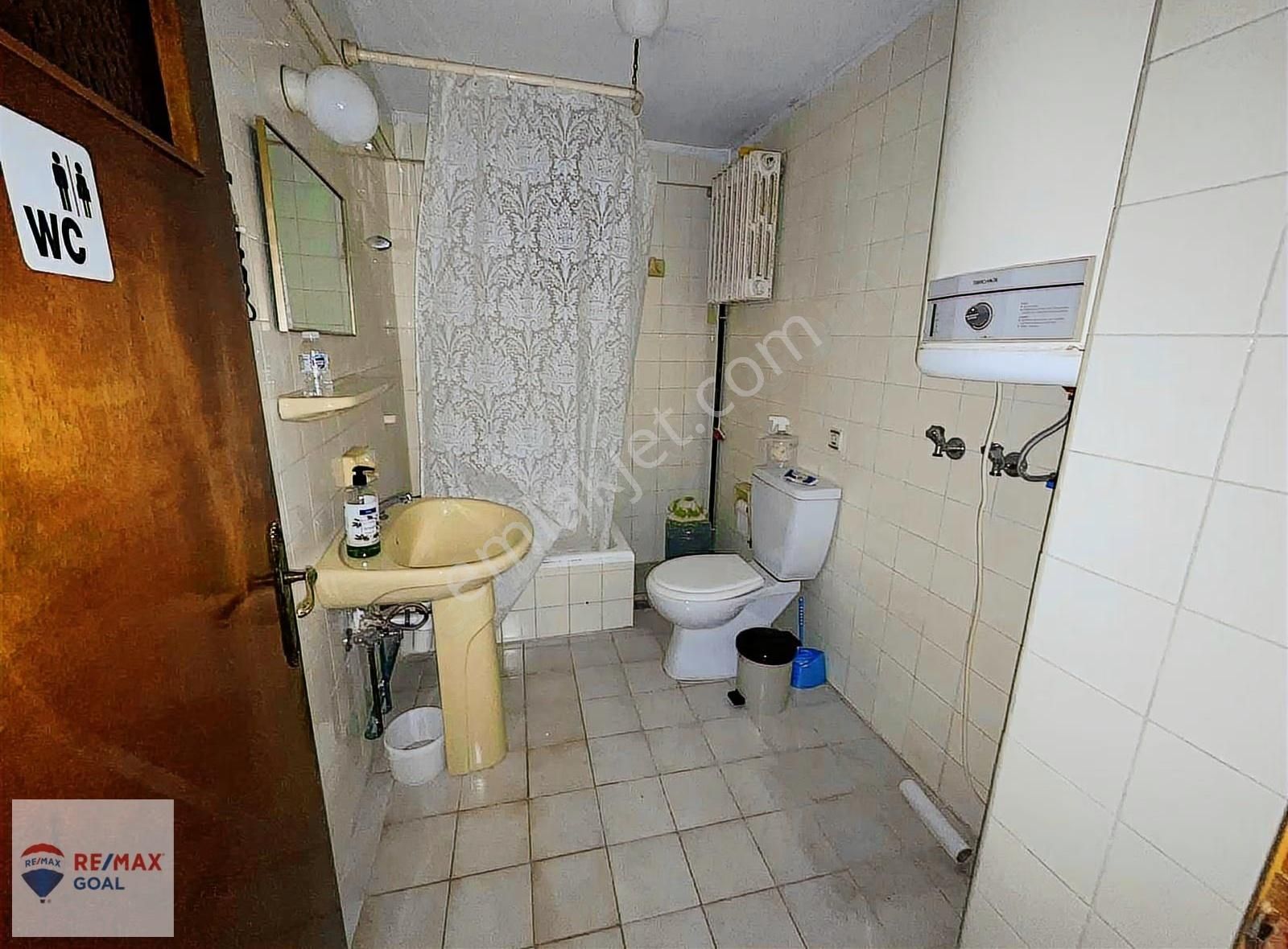 Fenerbahçe Stadı Karşı Sokağında Kiralık Daire - Görsel 29