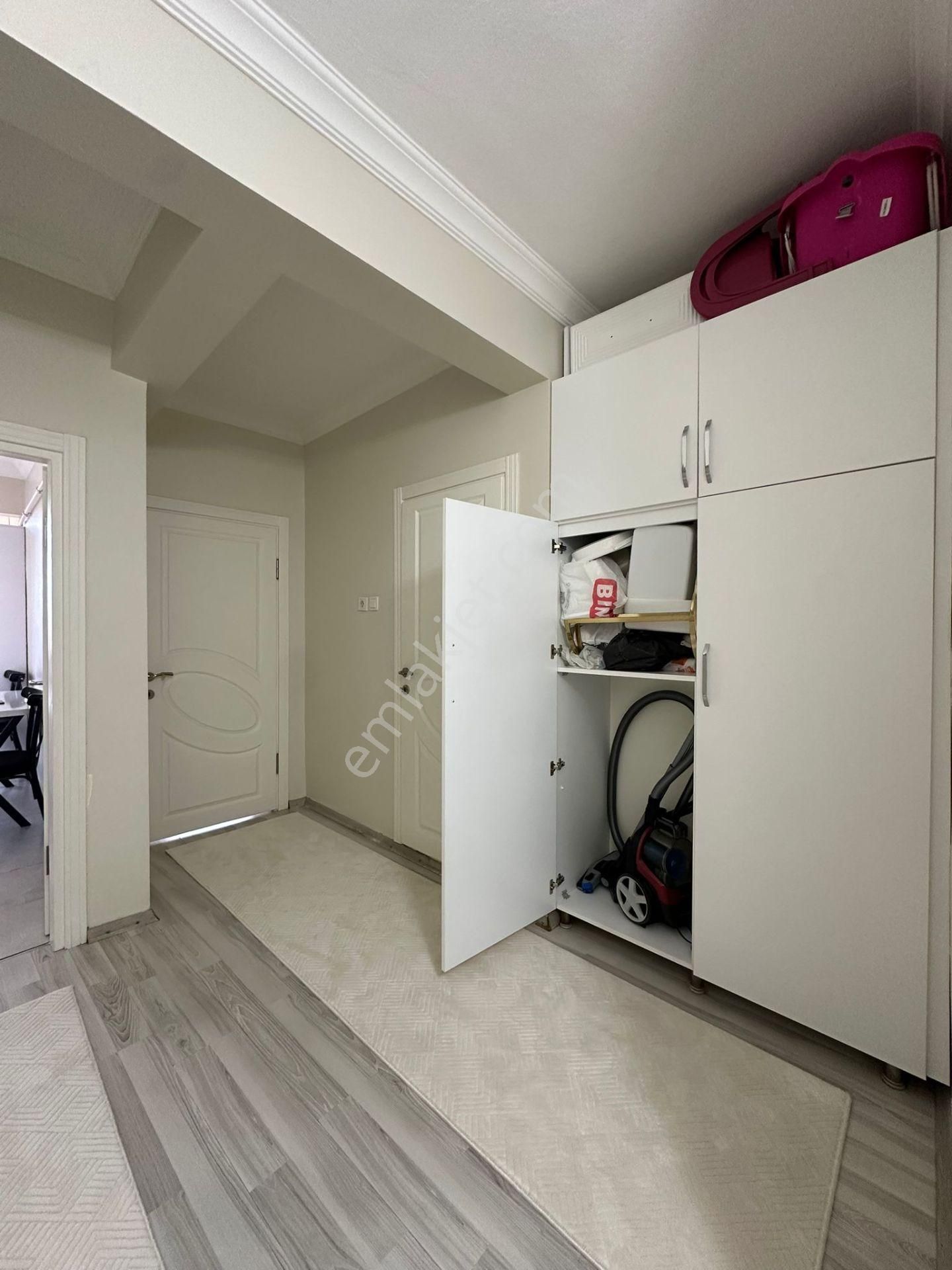 Nevmekan'dan Merkezi Konumda 2+1 Tadilatlı Satılık Lüx Daire - Görsel 17