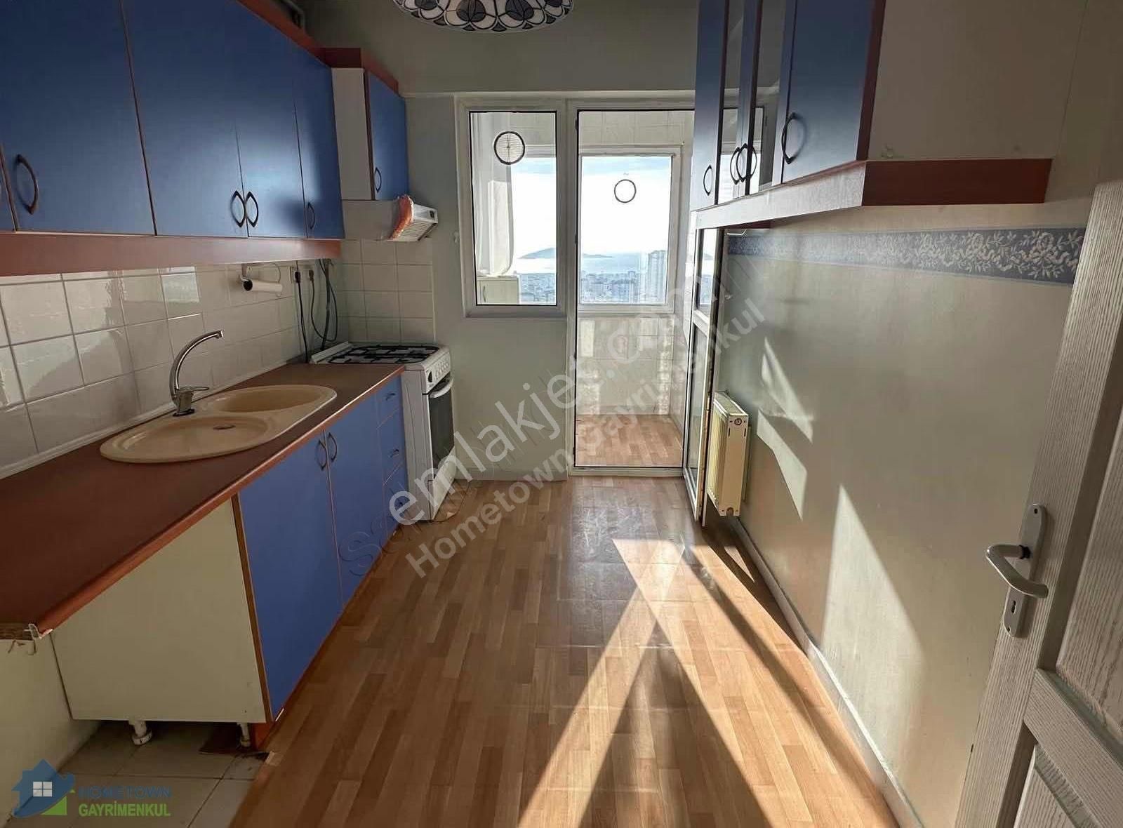 Elif Topcu'dan Zümrüt Sitesinde Satılık Deniz Manzaralı 3+1 - Görsel 17