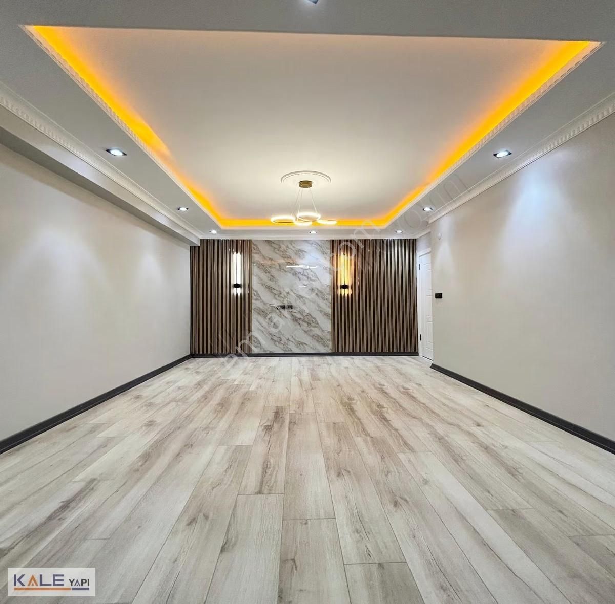 Merkezi Konumda Avm Hastane Ve Meydana Yakın Daire - Görsel 13