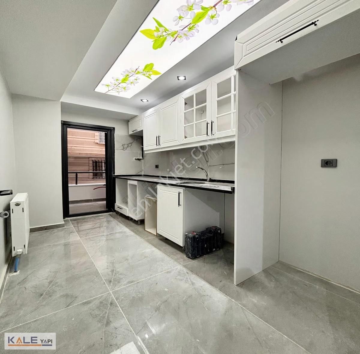 Merkezi Konumda Avm Hastane Ve Meydana Yakın Daire - Görsel 25