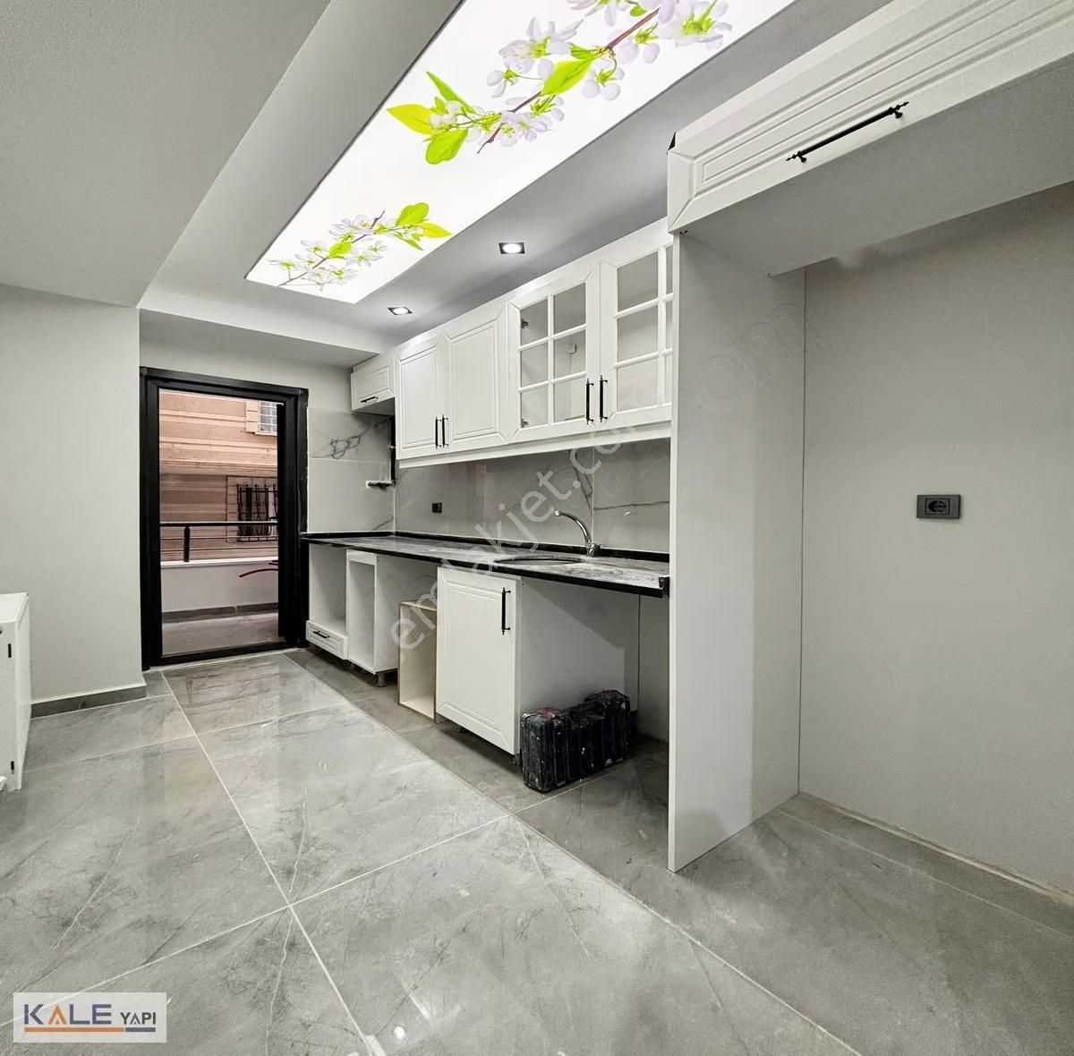 Merkezi Konumda Avm Hastane Ve Meydana Yakın Daire - Görsel 34