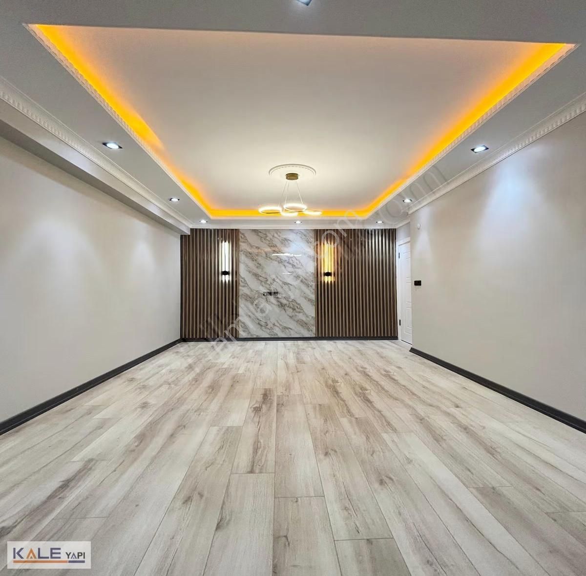 Merkezi Konumda Avm Hastane Ve Meydana Yakın Daire - Görsel 23