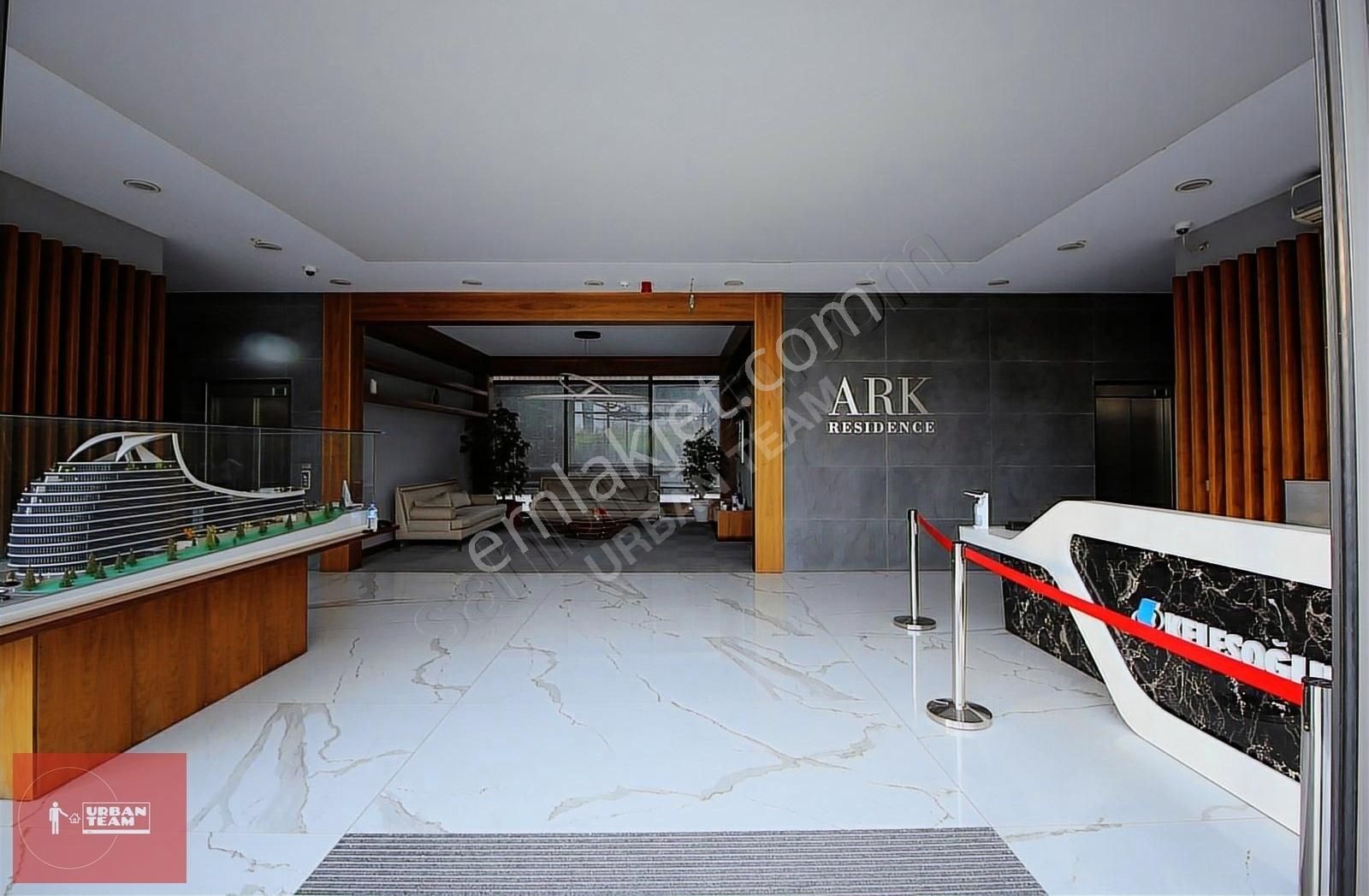 Ark Residence Güneşli Kiralık Büyük Tip 1+1 Az Katlı Blokta - Görsel 3