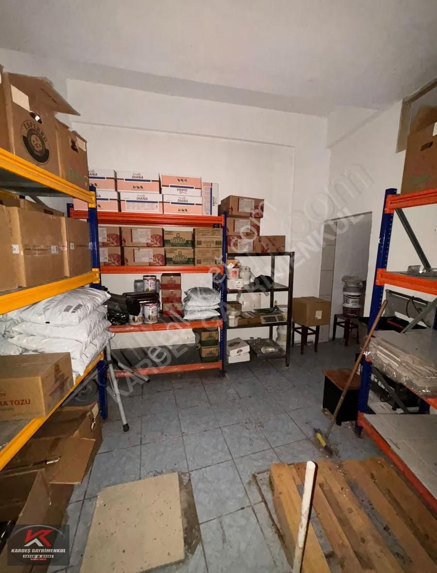 Merkezi Konumda 100 M² Geniş Vitrinli Satılık Ticari Dükkan - Görsel 5