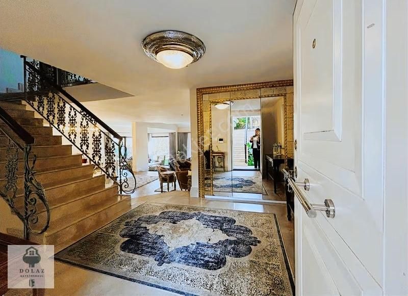 Zekeriyaköy' De Zengin Şerefiyeli 7+3 Tam Müstakil Havuzlu Villa - Görsel 13
