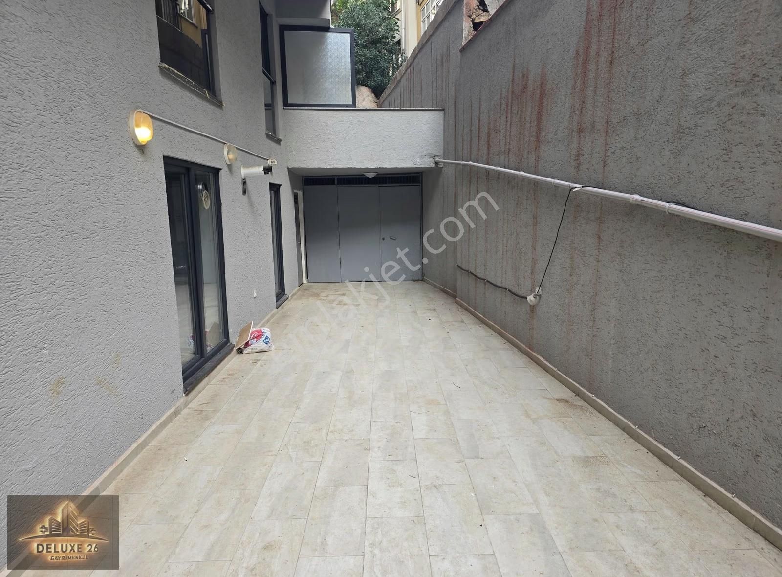 Deluxe 26 'dan Yeni Binada Asansör Bahçeli 3+1 95 M2 Ters Dublex - Görsel 23