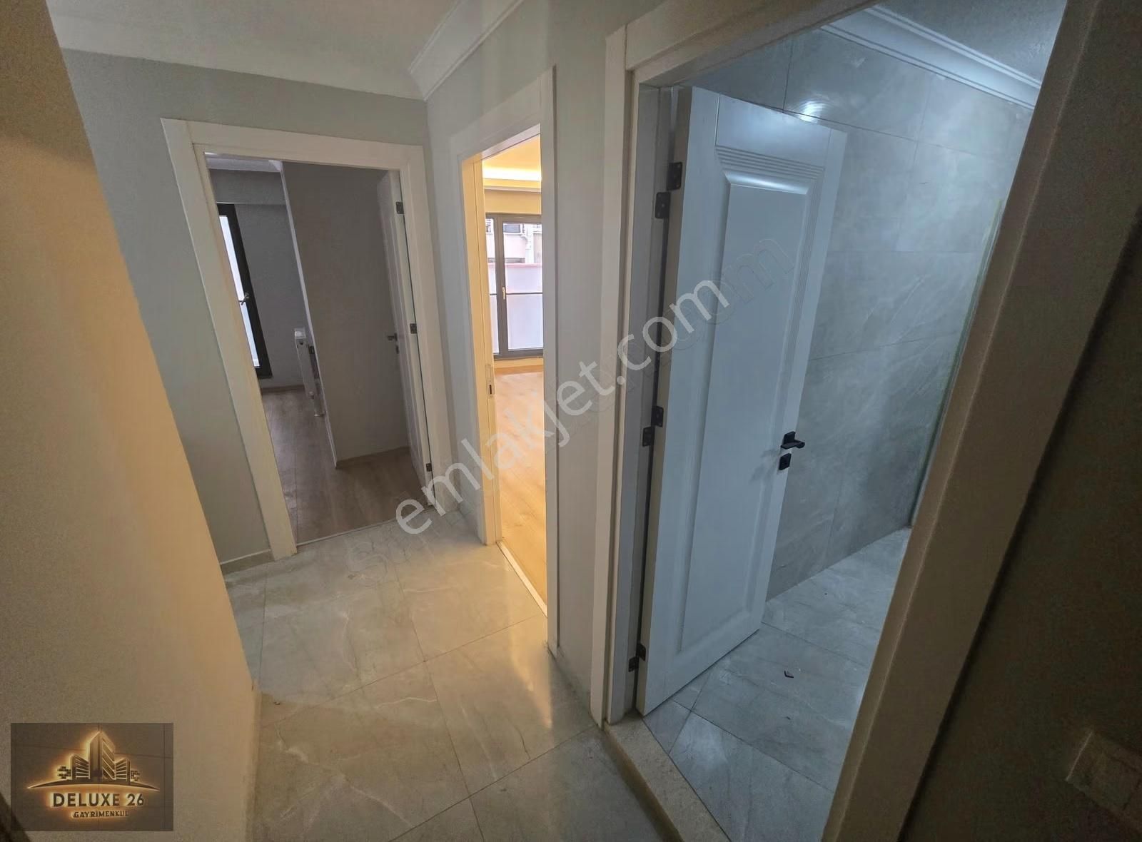 Deluxe 26 'dan Yeni Binada Asansör Bahçeli 3+1 95 M2 Ters Dublex - Görsel 6