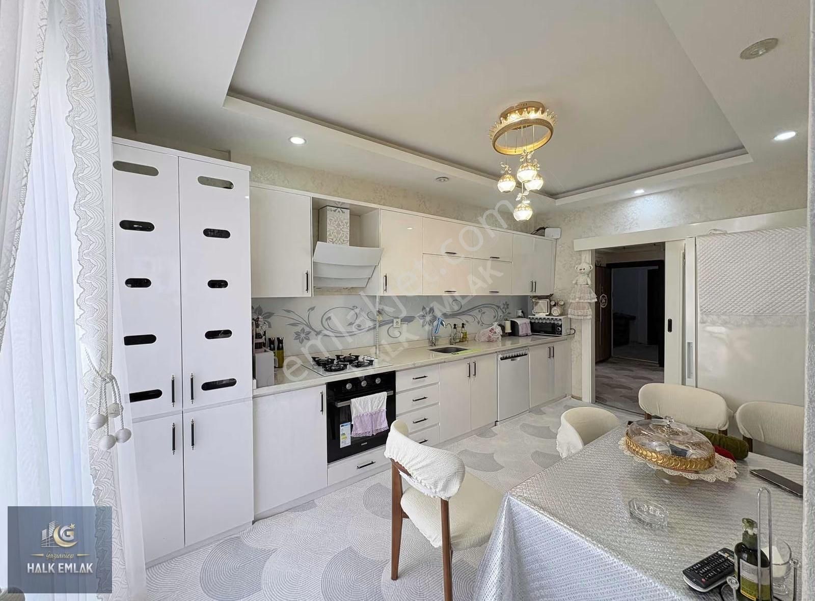 Beykent'te Satılık 3+1 Bakımlı Ultra Lüx Daire... - Görsel 5