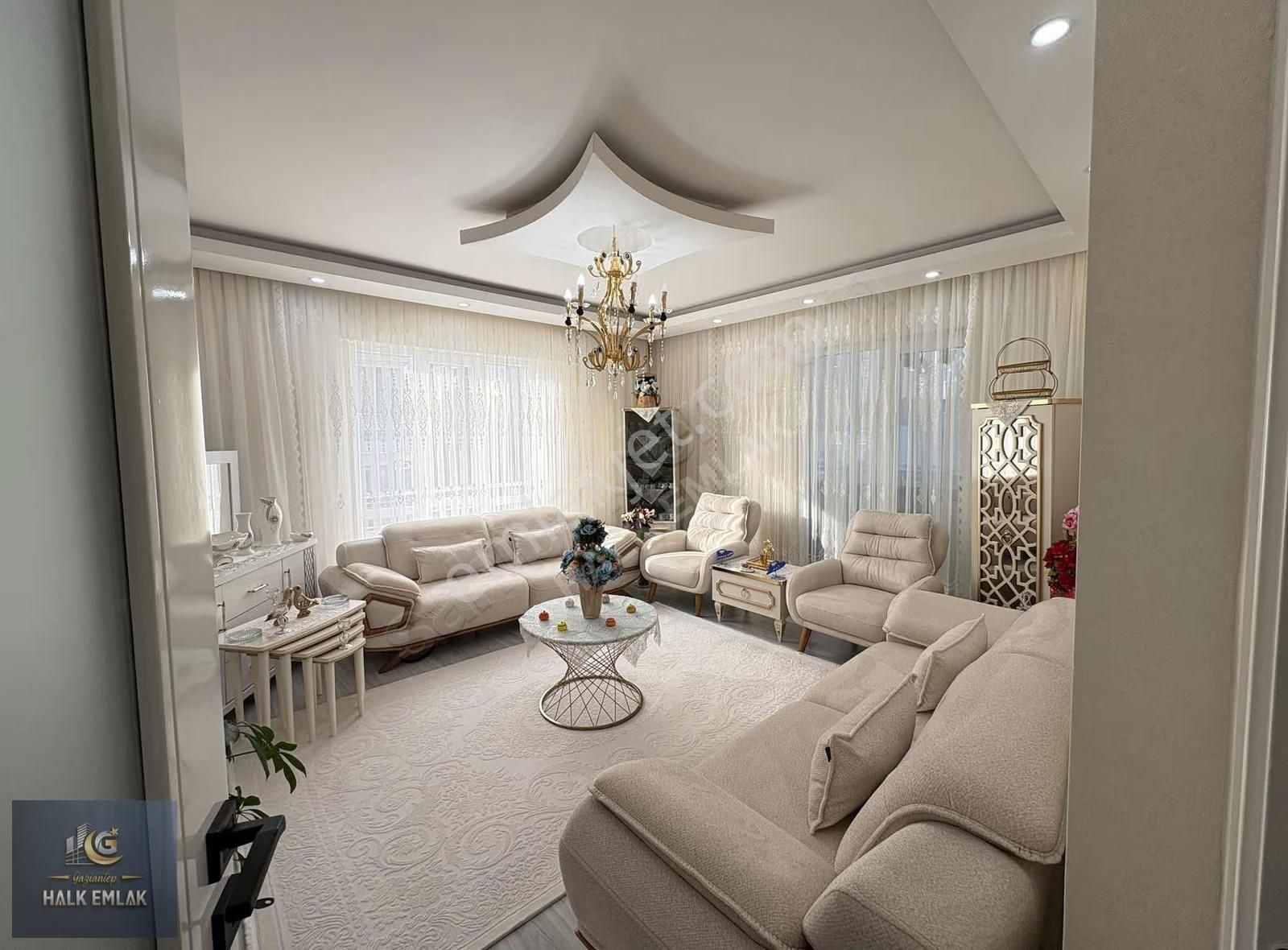 Beykent'te Satılık 3+1 Bakımlı Ultra Lüx Daire...