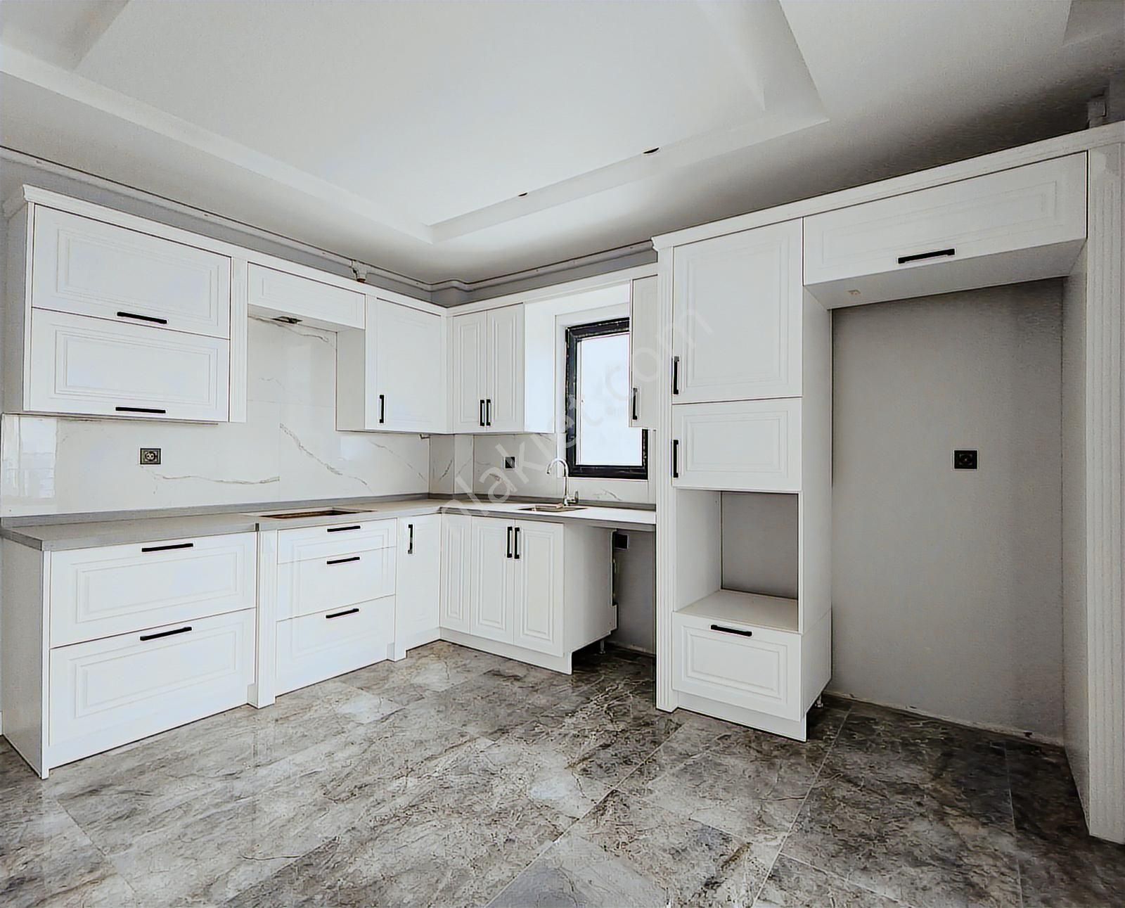 Hasköy'de Giyinme Odalı Ebeveyn Banyolu 160 Metrekare 3+1 Daire - Görsel 5