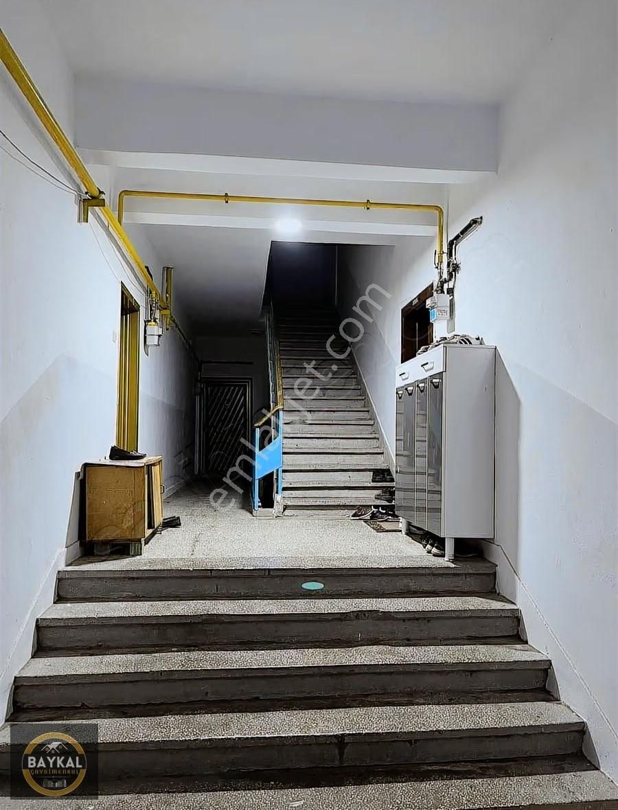 Yenişehirde Full Yapılı 3 Balkonlu Daire