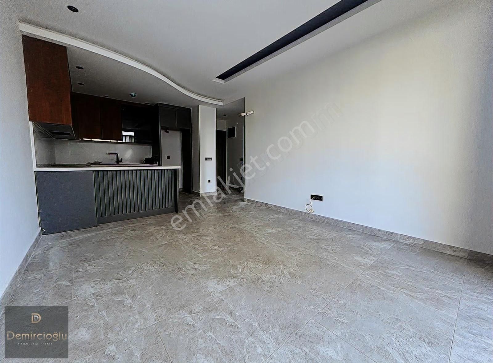 Alanya Tosmur'da Kiralık Ultra Lüks Sitede Deniz Manzaralı 1+1 - Görsel 4