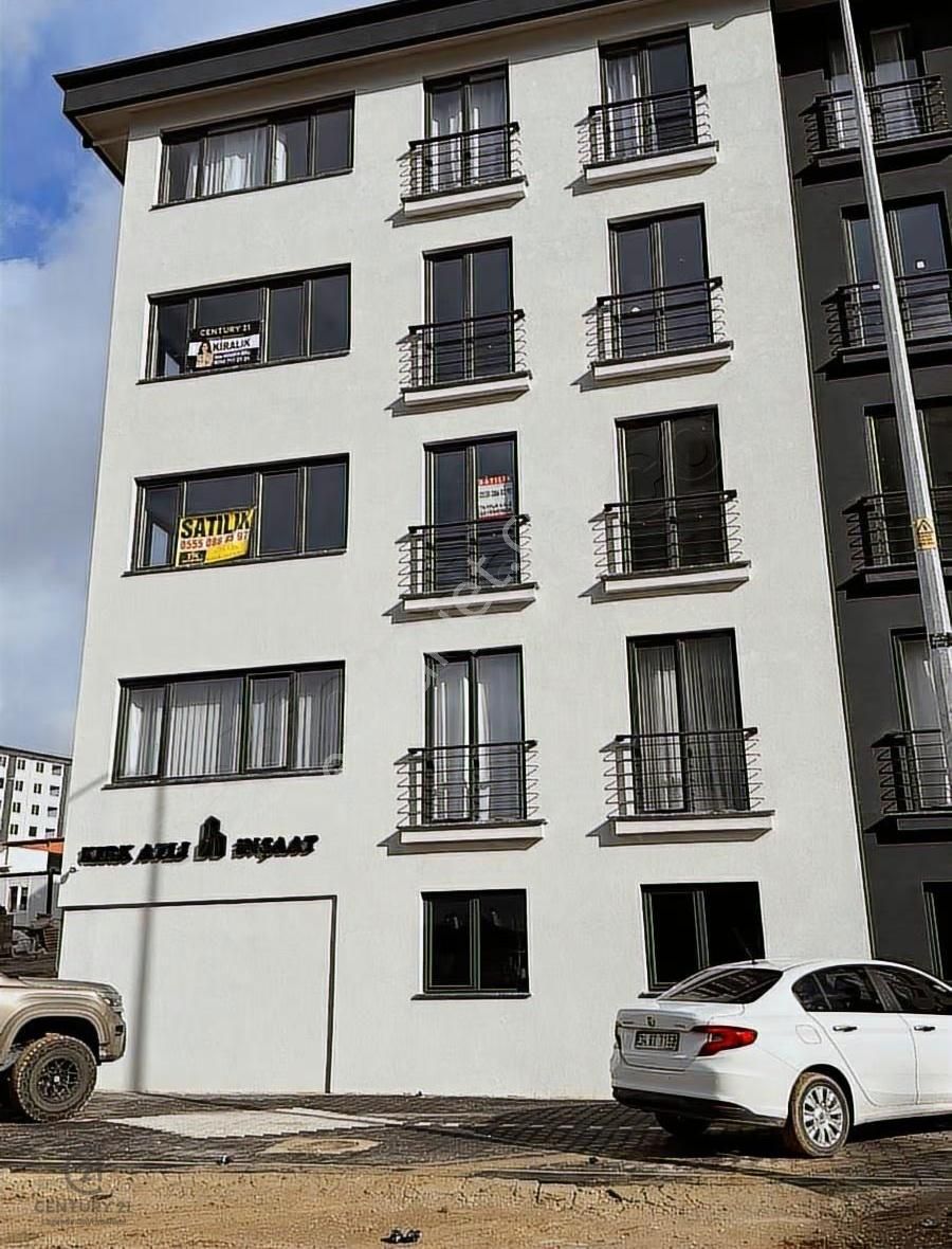 Örencik'de Kiralık 3+1 Ara Kat Sıfır Daire - Görsel 11