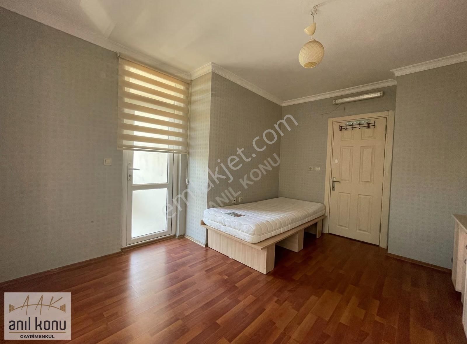 Anıl Konu'dan Görükle'de Ayrı Mutfaklı Satılık Eşyalı 1+1 Daire - Görsel 2