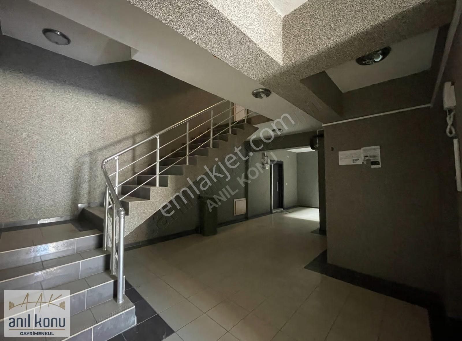 Anıl Konu'dan Görükle'de Ayrı Mutfaklı Satılık Eşyalı 1+1 Daire - Görsel 17