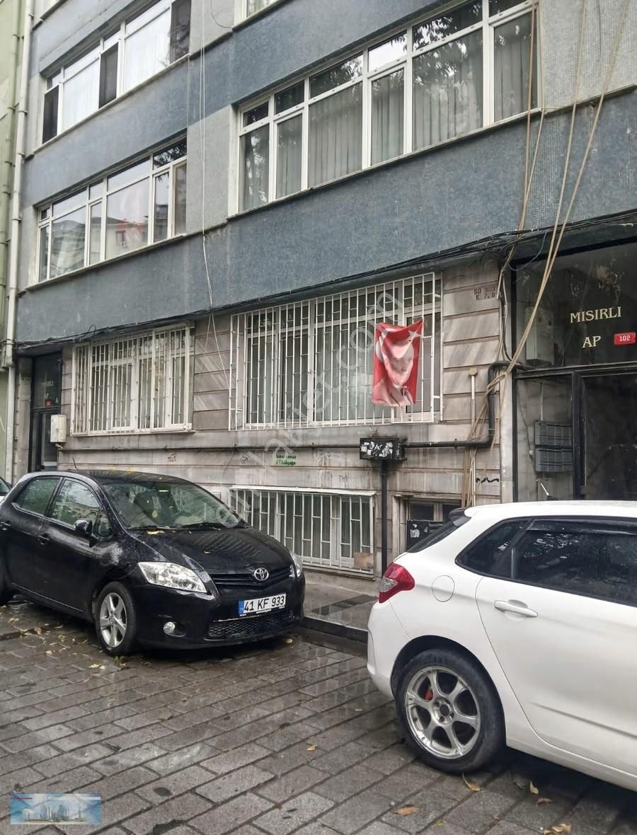 Beşiktaş Merkezde Yüksek Giriş 3+1 Daire - Görsel 3