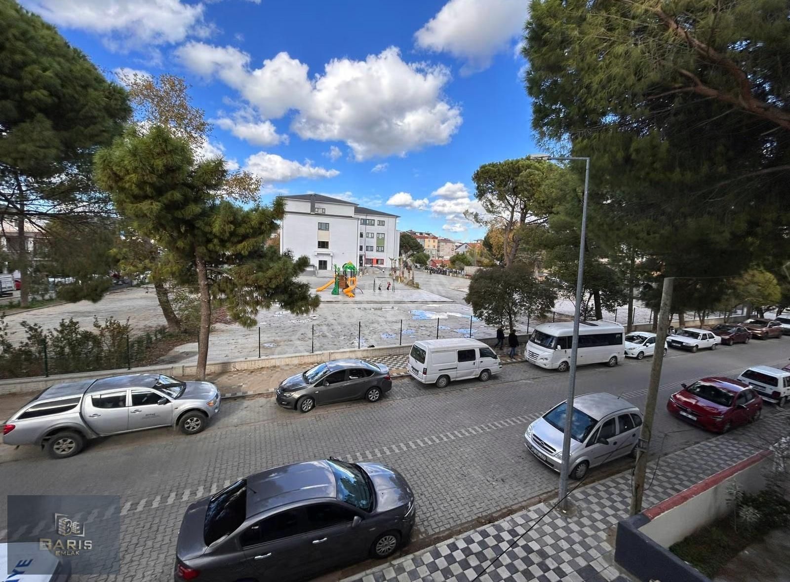 Çanakkale Ezine Merkezde 2+1 Kiralık Daire