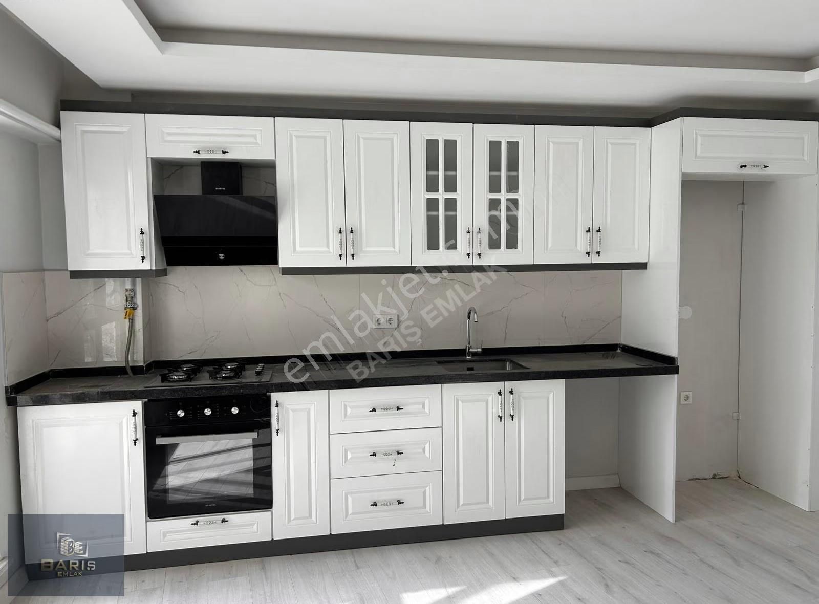 Çanakkale Ezine Merkezde 2+1 Kiralık Daire - Görsel 9