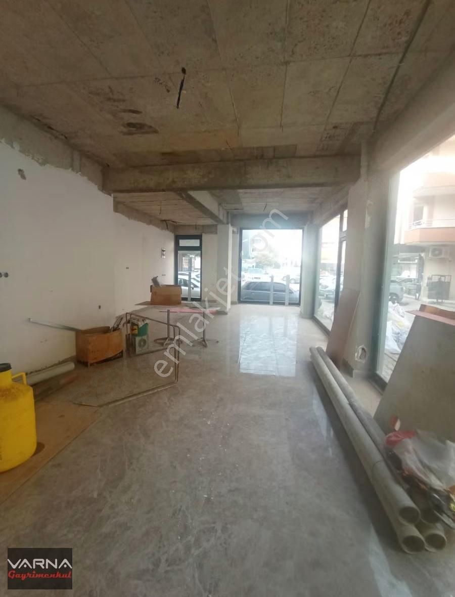 Gaziemir Dokuzeylül Mah 100 M2 Ofis Dükkan Mağaza - Görsel 11