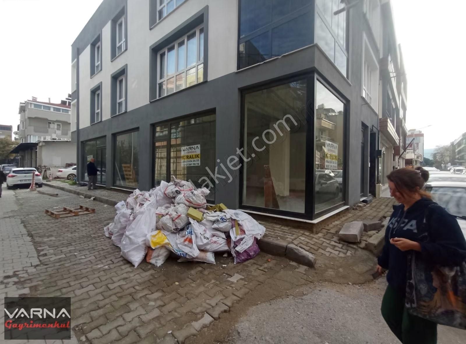 Gaziemir Dokuzeylül Mah 100 M2 Ofis Dükkan Mağaza - Görsel 2