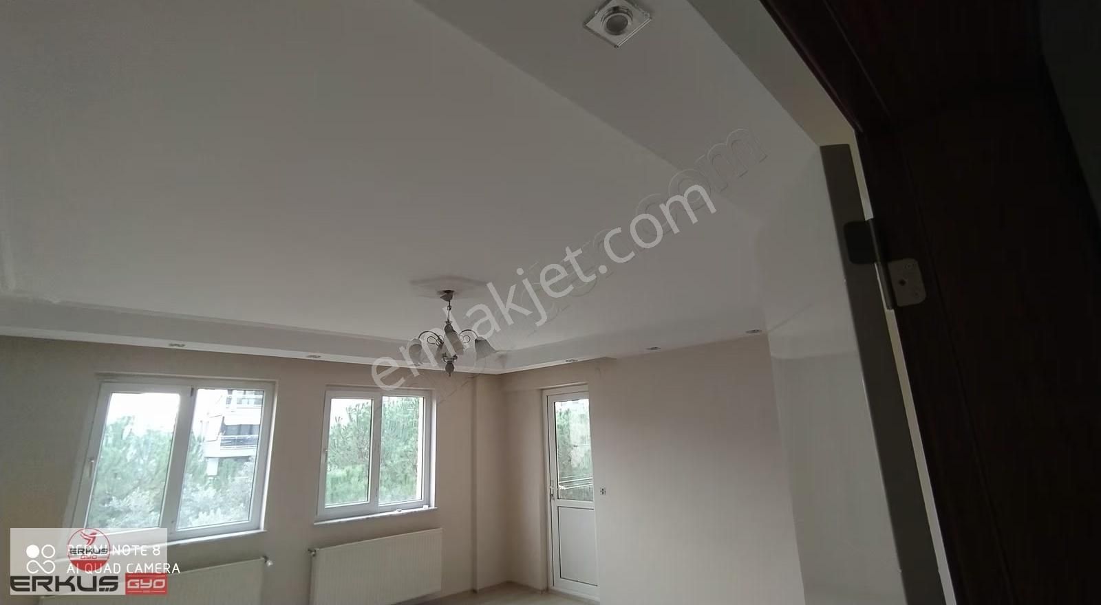 Adalette Kiralık Lüks 3+1 - Görsel 13