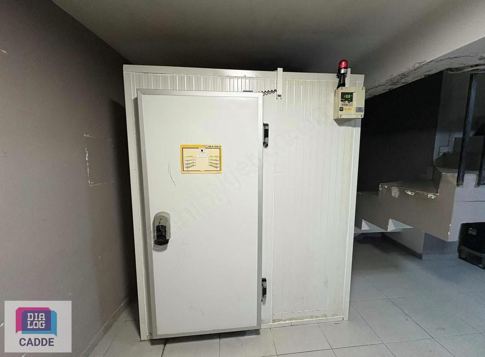 Gebze Çarşı'da Fırsat Pizza Dükkanı - Görsel 2