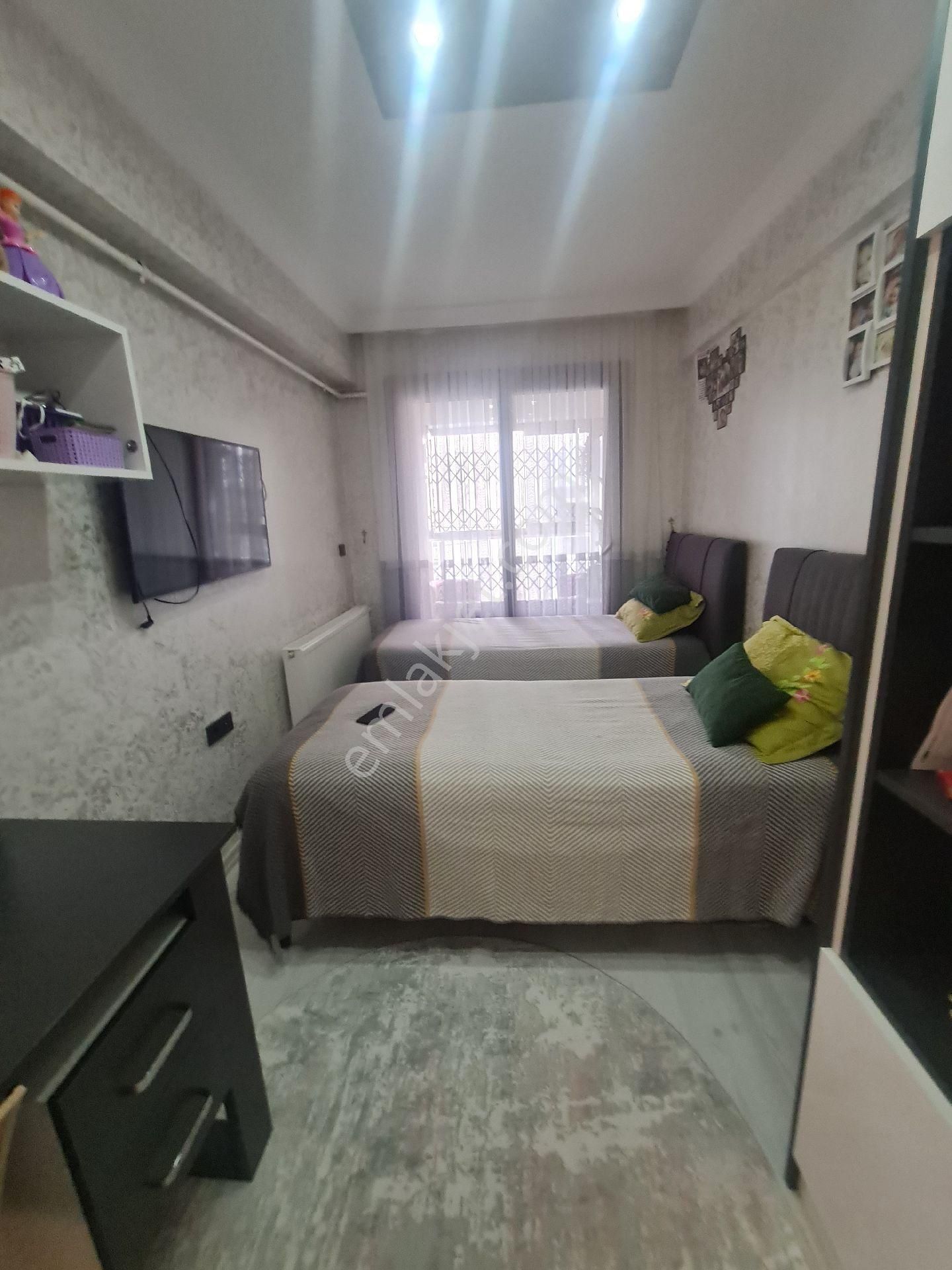 İzmir Konak Atilla Mahallesi İçi Özel Yapılı Satılık 2+1 - Görsel 15