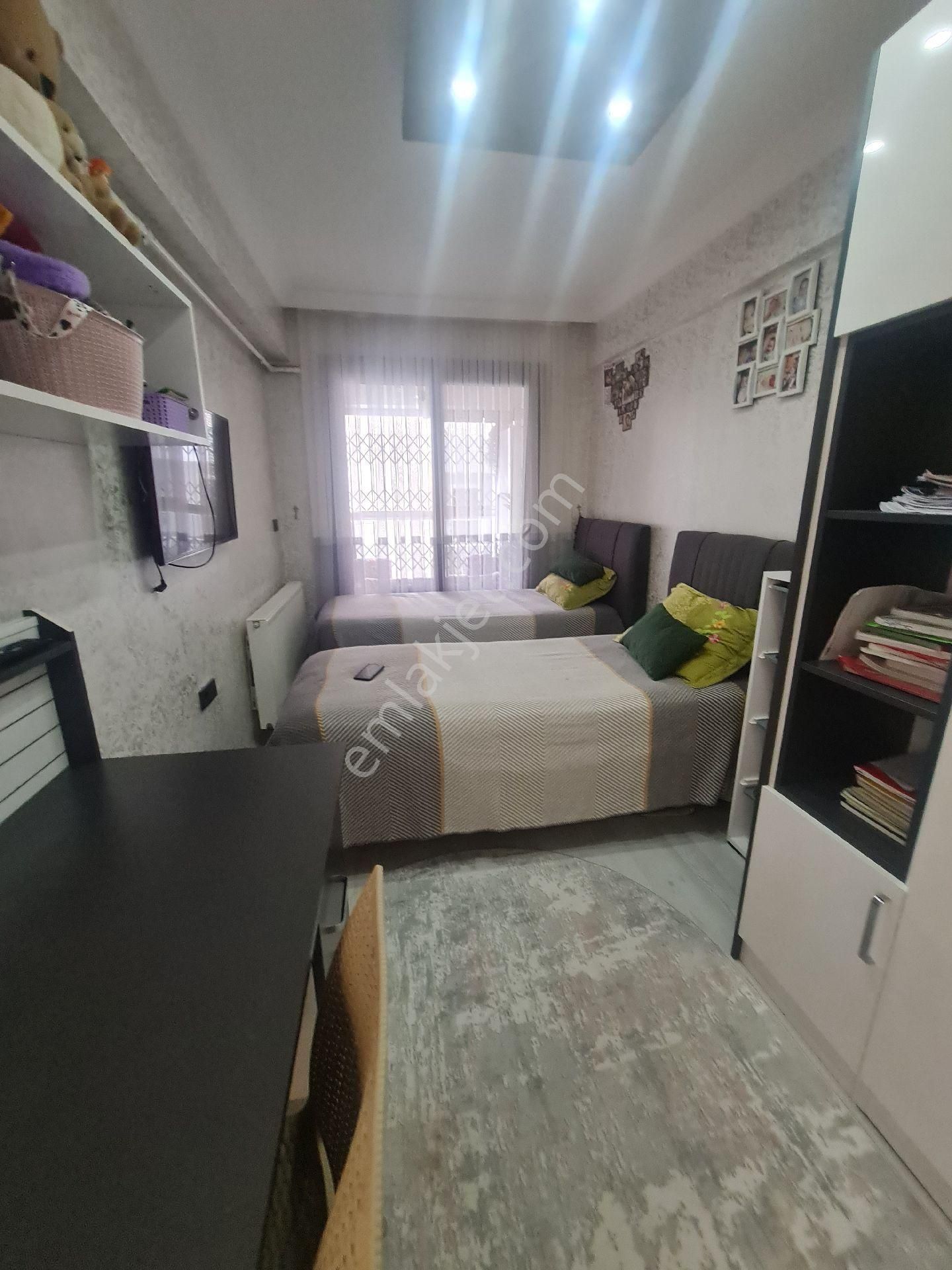 İzmir Konak Atilla Mahallesi İçi Özel Yapılı Satılık 2+1 - Görsel 14