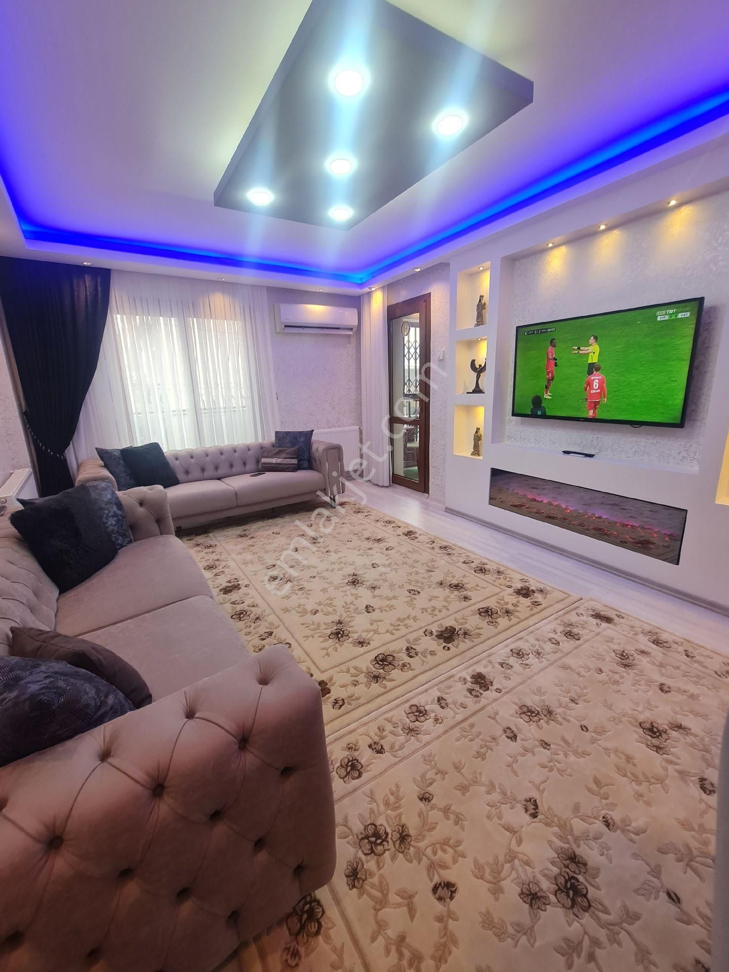 İzmir Konak Atilla Mahallesi İçi Özel Yapılı Satılık 2+1 - Görsel 4