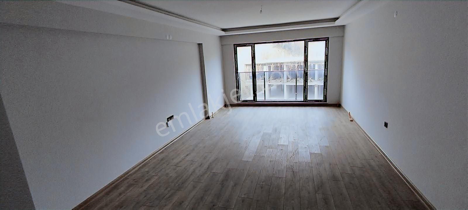 Brk'den Ege Mah Ultra Lüks Dizayn Sıfır Ebeveyn Banyolu 3.5+1 - Görsel 19