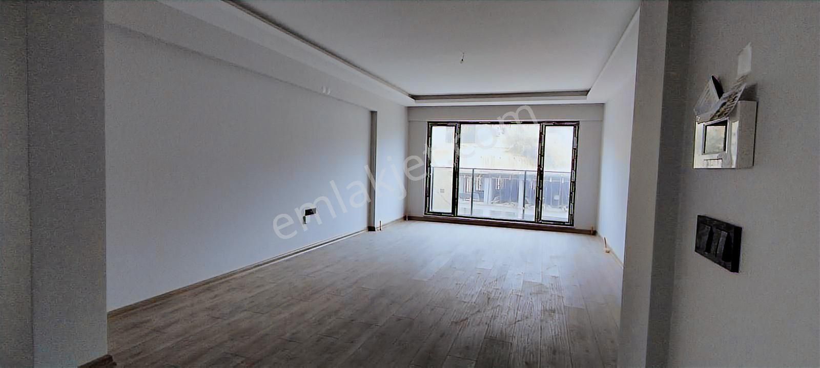 Brk'den Ege Mah Ultra Lüks Dizayn Sıfır Ebeveyn Banyolu 3.5+1 - Görsel 9