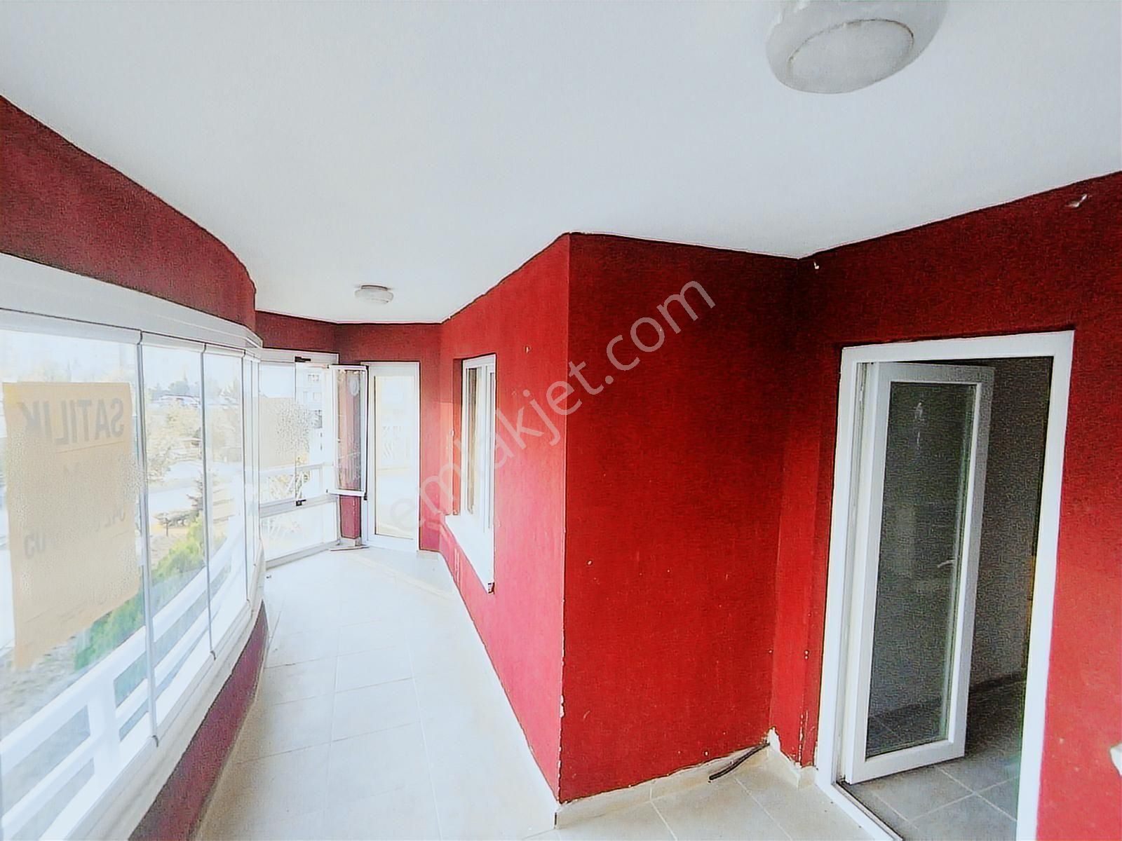 Brk'dan Güvenlikli Sitede Peyzaj Manzaralı Ara Katlüx Yapılı 3+1 - Görsel 10