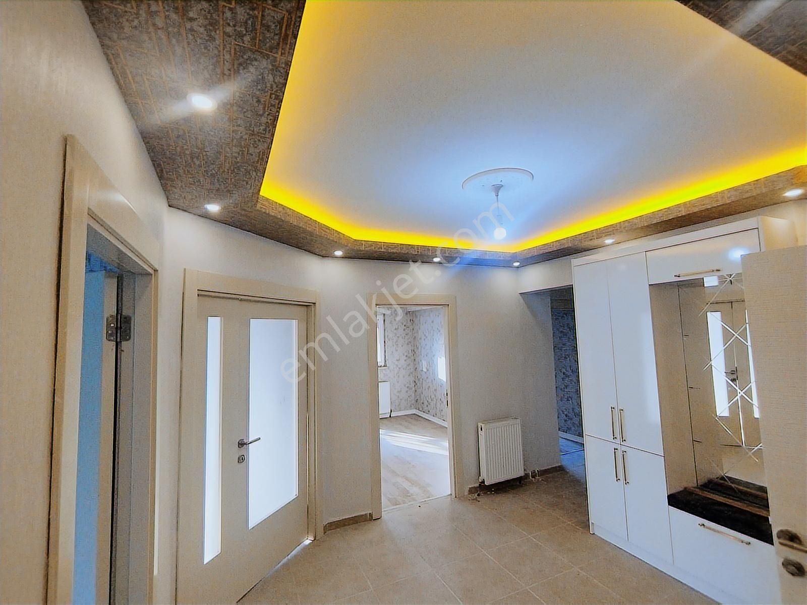 Brk'dan Güvenlikli Sitede Peyzaj Manzaralı Ara Katlüx Yapılı 3+1 - Görsel 22